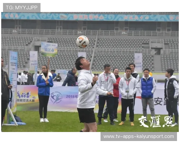 篮球在中国学校家庭社会三方协同育人体系中的功能体现，我国校园篮球应如何发展,并举例说明