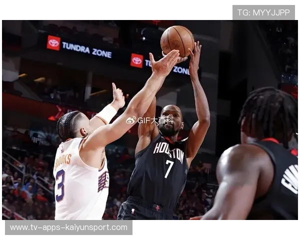 谢波德三分球8投6中，刷新火箭新秀单场远投命中纪录